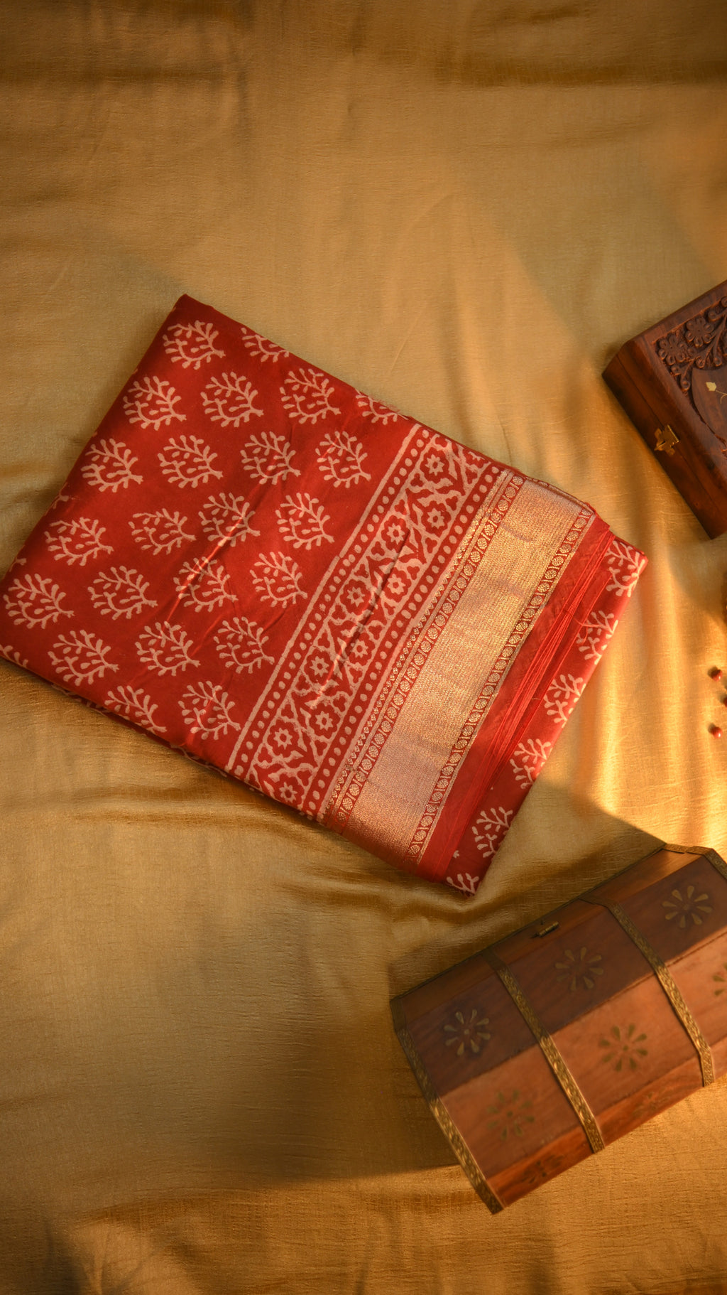 Maheshwari Art Silk Block Printed Saree KM4B010