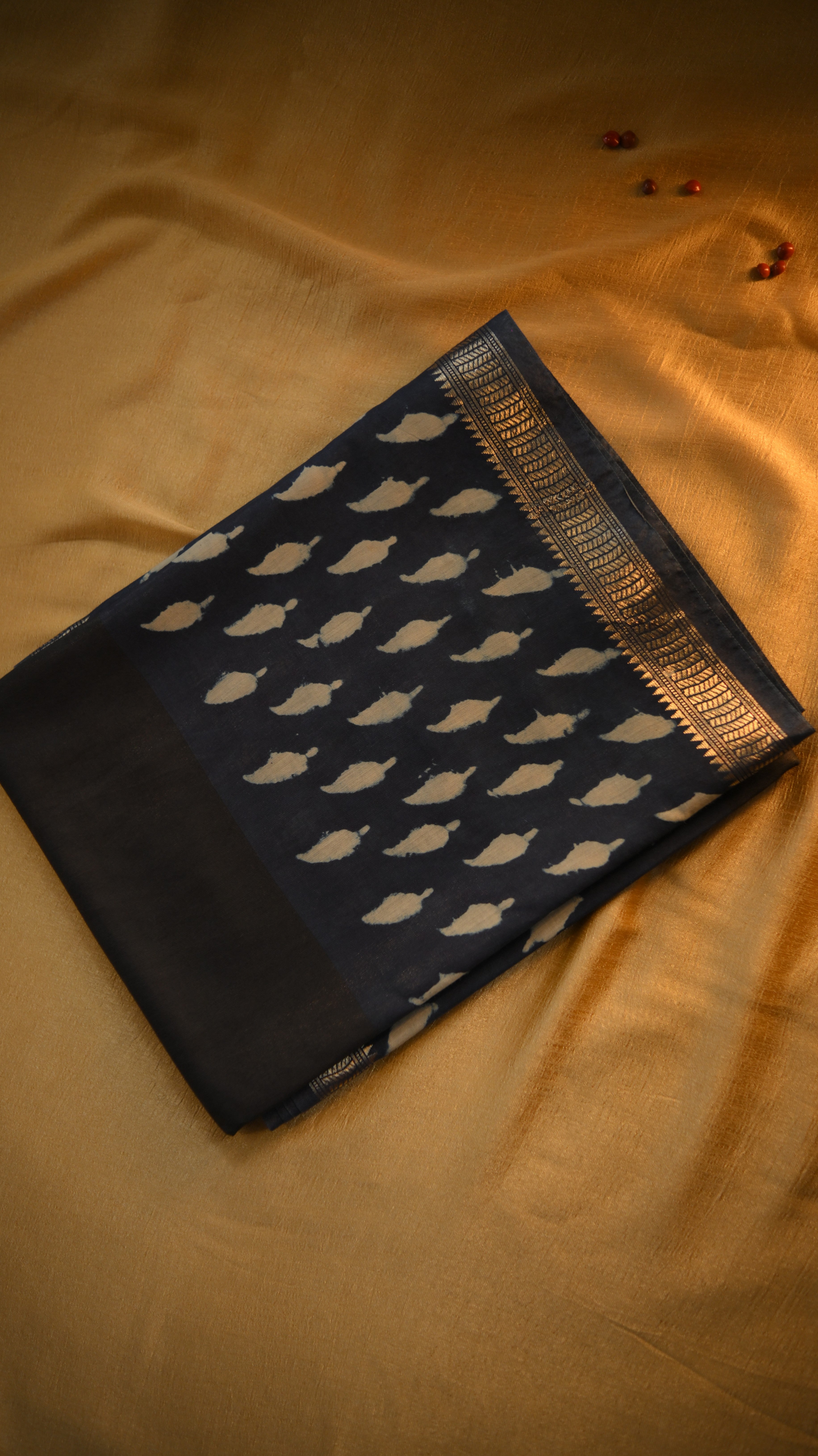 Maheshwari Art Silk Block Printed Saree - Potai Dabu Print KM4B024