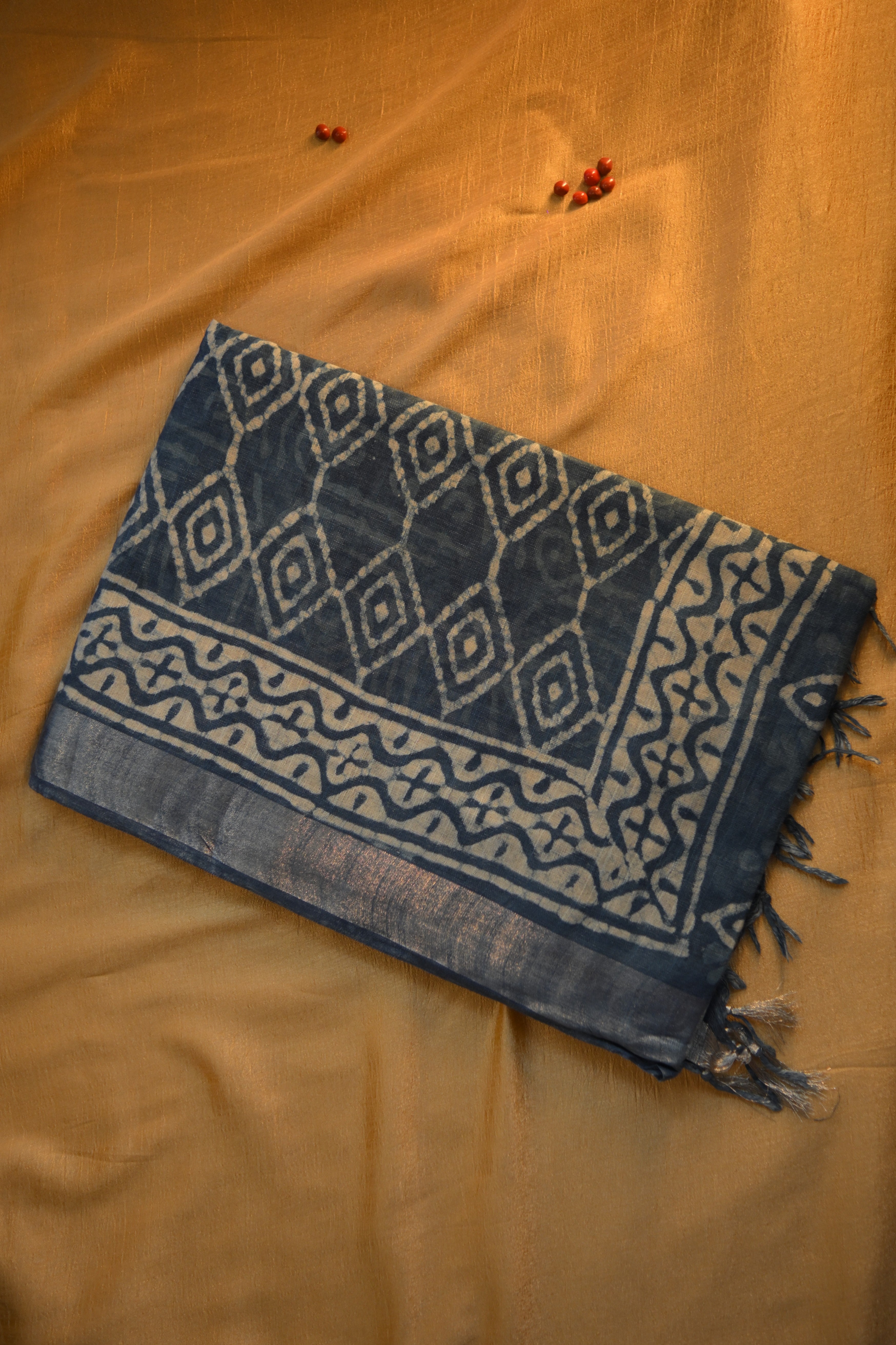 Art Linen Bagru/Dabu Print Saree KM4B018