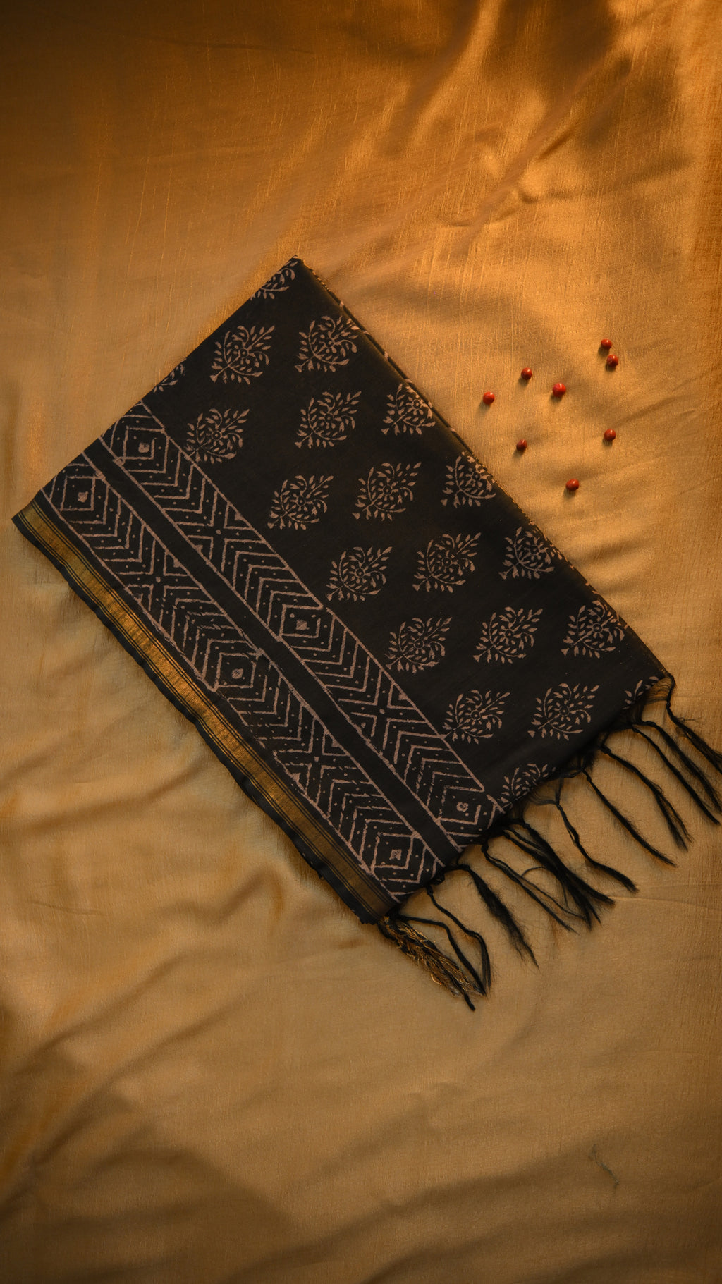 Handloom Linen Art Silk Block Printed Saree KM4B025