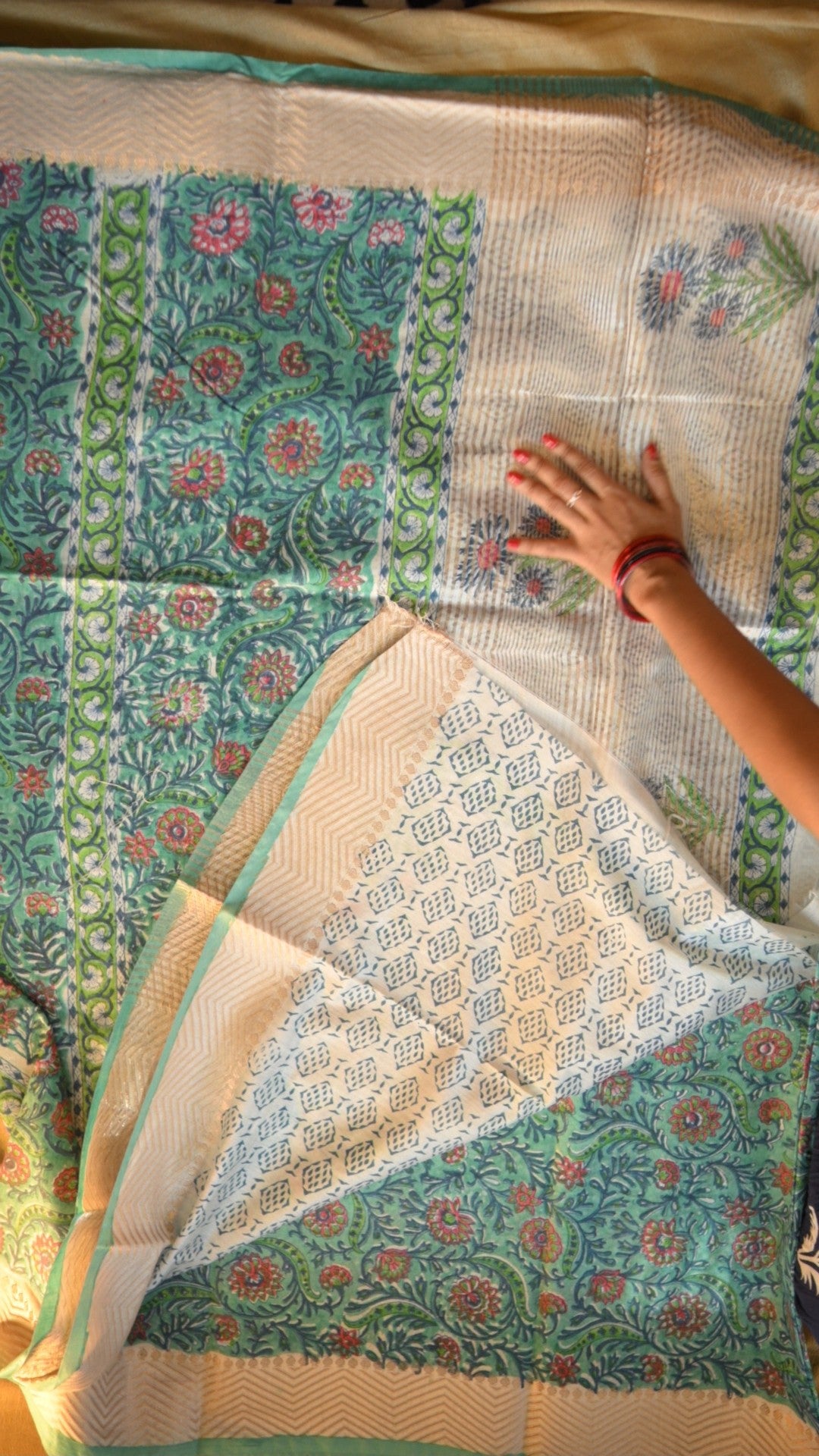 Maheshwari Art Silk Block Printed Saree - Sanganeri Print KM4B014